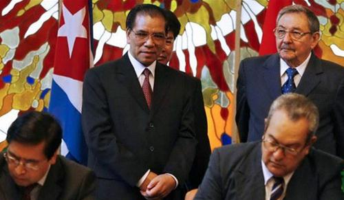 VN-Khoi_lo_sap_mat_Cuba