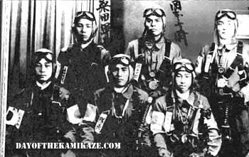 Huyen-thoai-cam-tu-quan-Nhat_ban